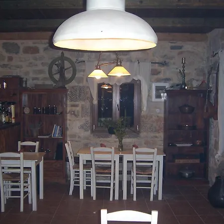 Akros Oreon Small Guest house Kato Simi