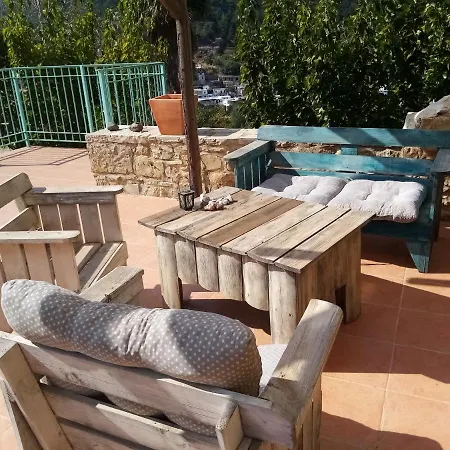 Akros Oreon Small Guest house 4*