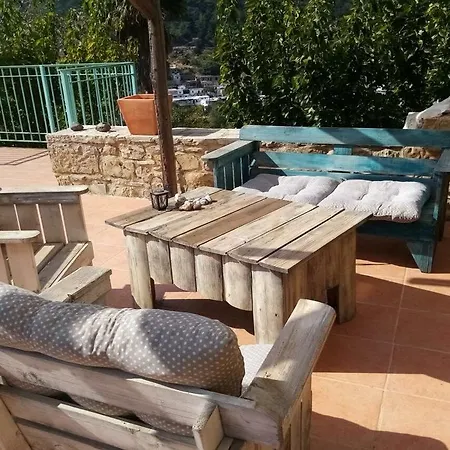 Pensjonat Akros Oreon Small 4*